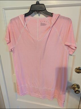 Livi Active Pale Pink Short-Sleeve Hooded V-Neck Top